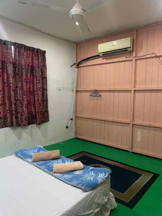 oyo 91250 roomstay awie