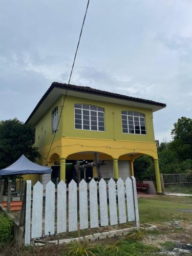 oyo 91250 roomstay awie