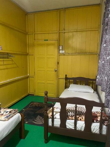 oyo 91250 roomstay awie