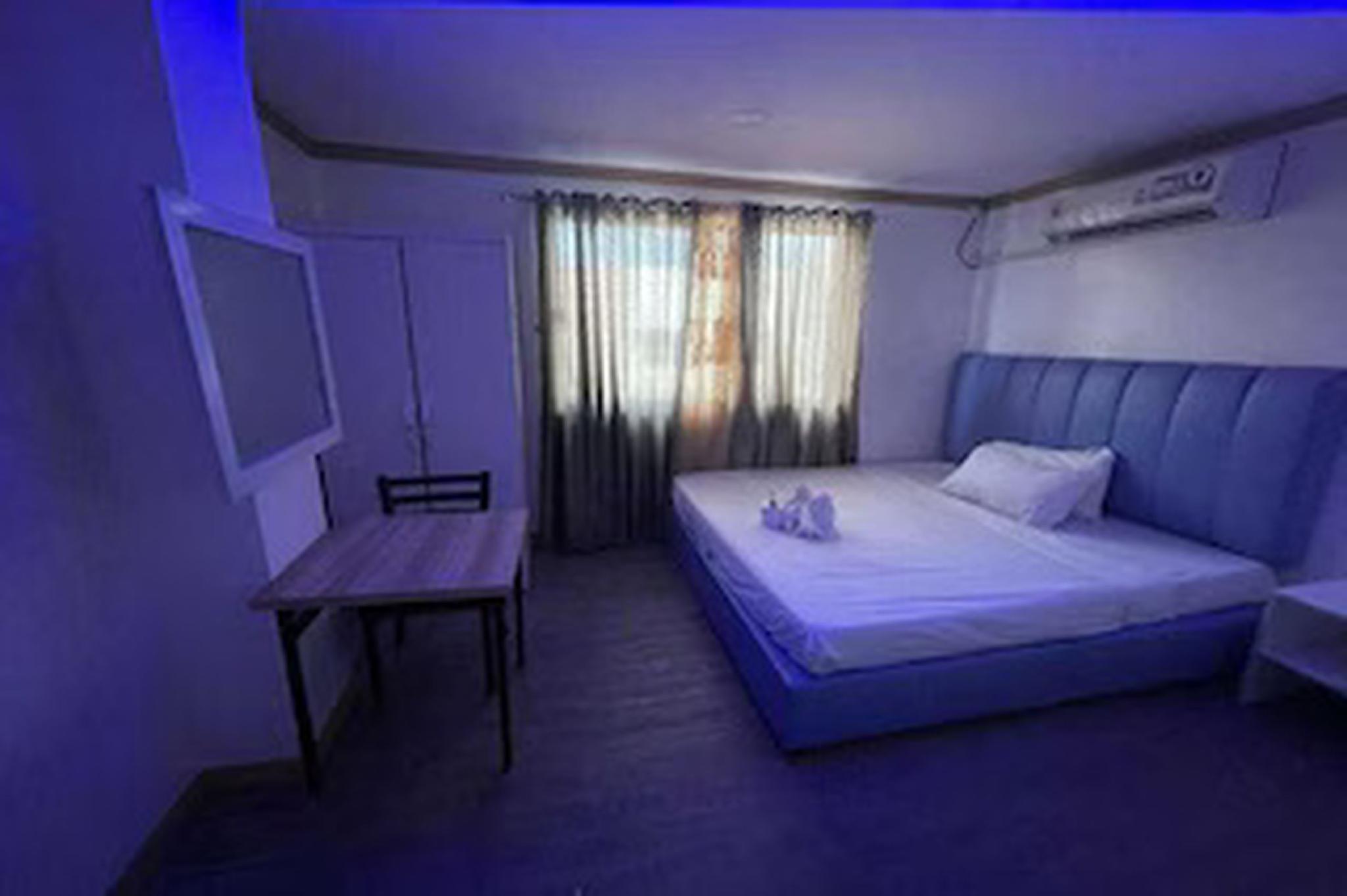 collection o jm lodge near clark airport