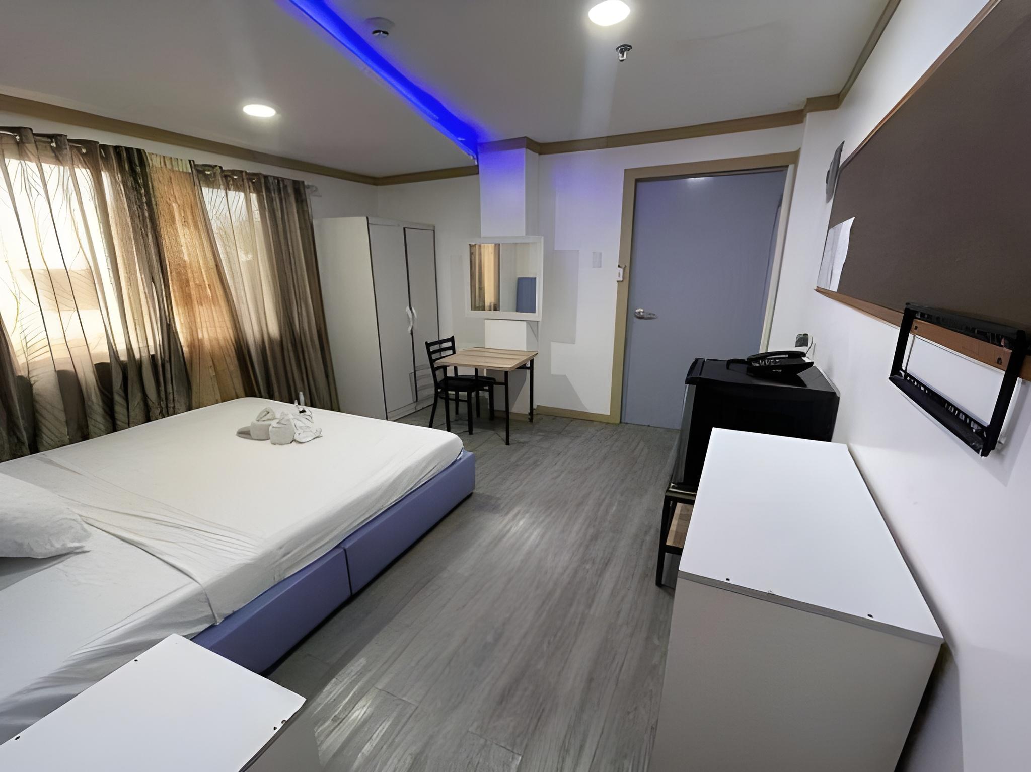 collection o jm lodge near clark airport
