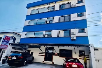 collection o jm lodge near clark airport