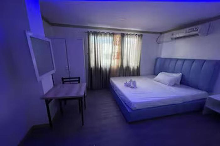 collection o jm lodge near clark airport