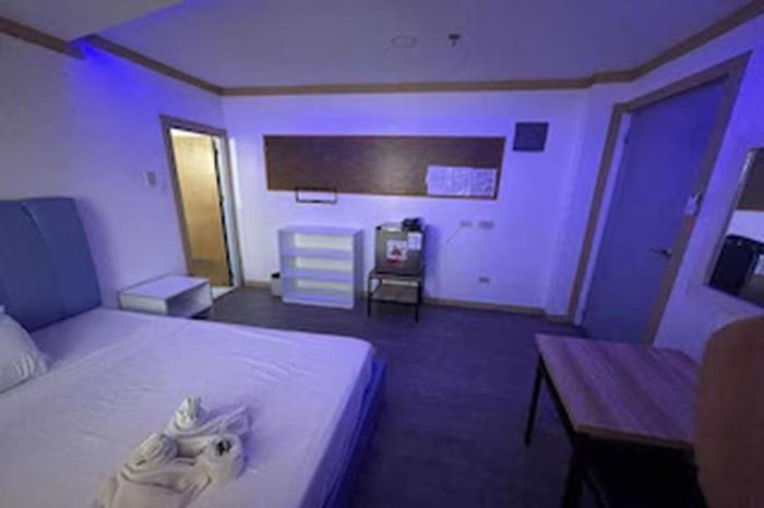 collection o jm lodge near clark airport