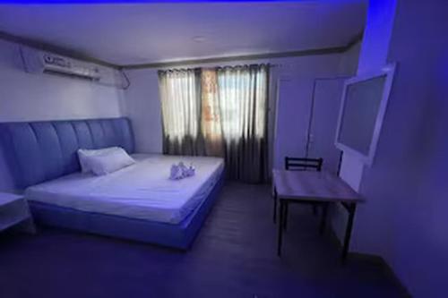 collection o jm lodge near clark airport