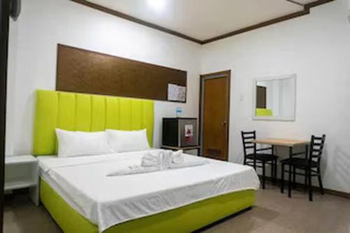 collection o jm lodge near clark airport