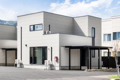 janus villa furano