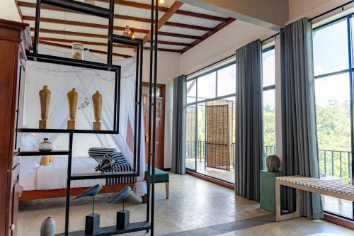 ella trail luxury villa
