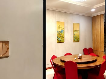 jun yue no 9 hotel