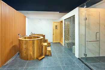 Lumiere Boutique Phu Quoc Hotel,Khu Waterfront, Phu Quoc Marina,3 star
