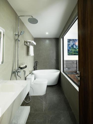 si grand ninh binh hotel