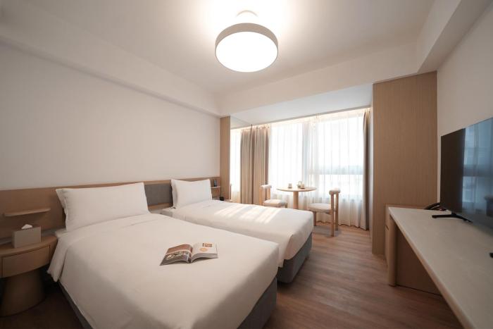 stage well hotel
