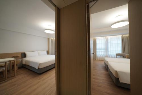 stage well hotel