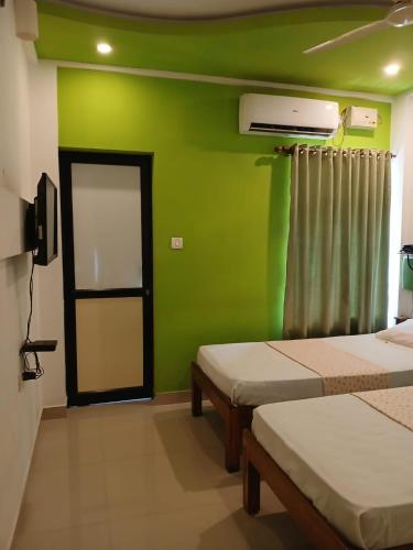 spring valley hotels