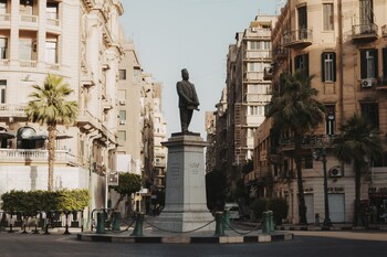 Brassbell | Dt | Hannaux | Tahrir Sq,,2 star