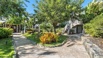 the moorings yacht club hotel