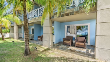 the moorings yacht club hotel