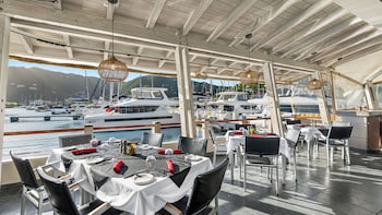 the moorings yacht club hotel