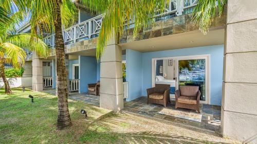 the moorings yacht club hotel
