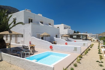 Lithos Suites,,3 star