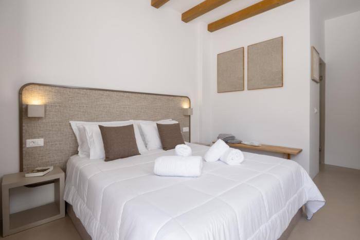 lithos suites