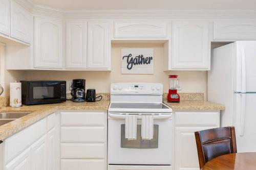250 Paces To Beach Pool 1St Floor 2 Bedroom Condo,,3 star