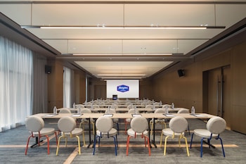 hampton by hilton cixi guanhaiwei