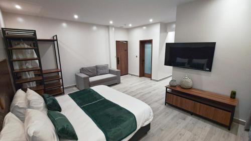 akira hotel
