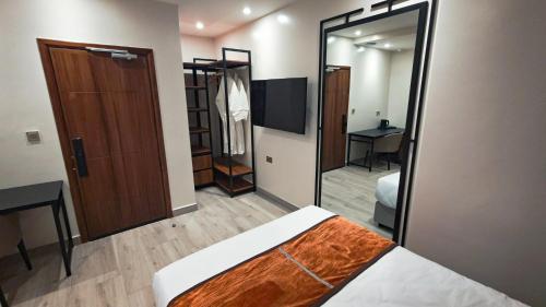 akira hotel
