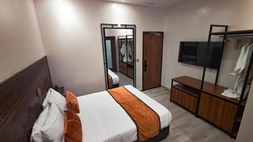 akira hotel