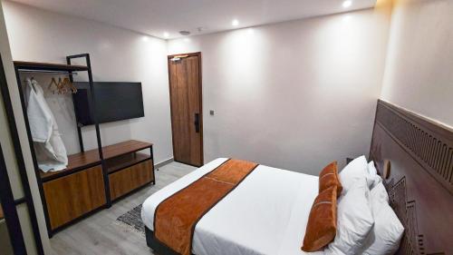 akira hotel