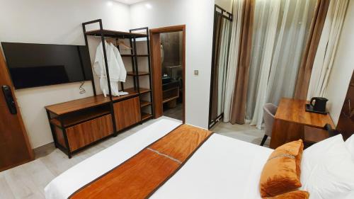 akira hotel