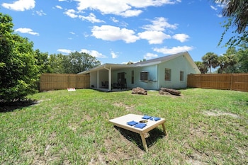the happy haven near manatee tours