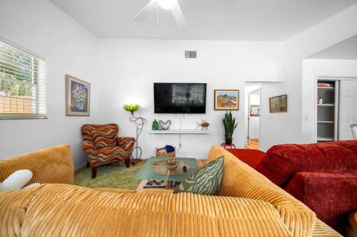 the happy haven near manatee tours