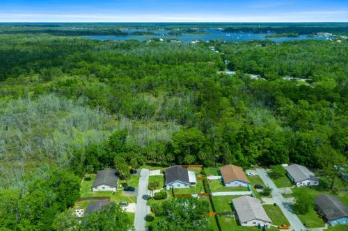 the happy haven near manatee tours