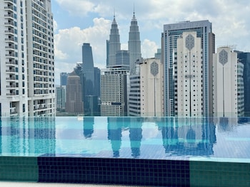 majestic suites klcc by mana mana