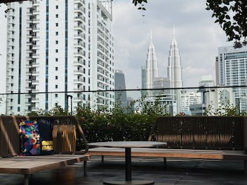 majestic suites klcc by mana mana