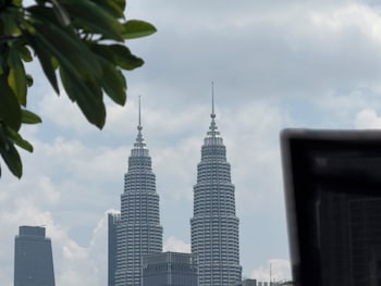 majestic suites klcc by mana mana