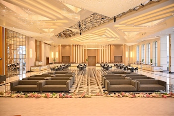 the hoften lotus court greater noida