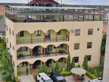 grand oasis hotel wajir