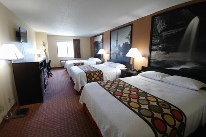 coratel inn and suites by jasper wichita north