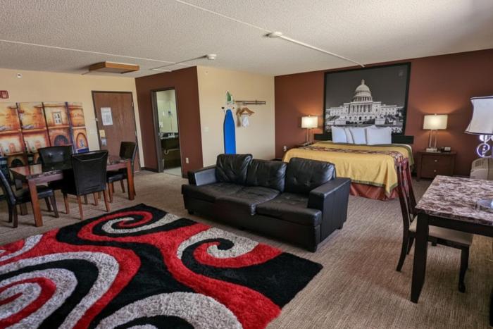 coratel inn and suites by jasper wichita north