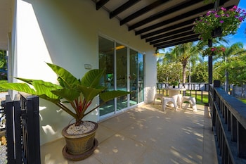 fantastic 7 bungalow private resort br7
