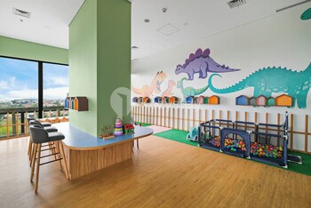 hovin by kozystay tebet