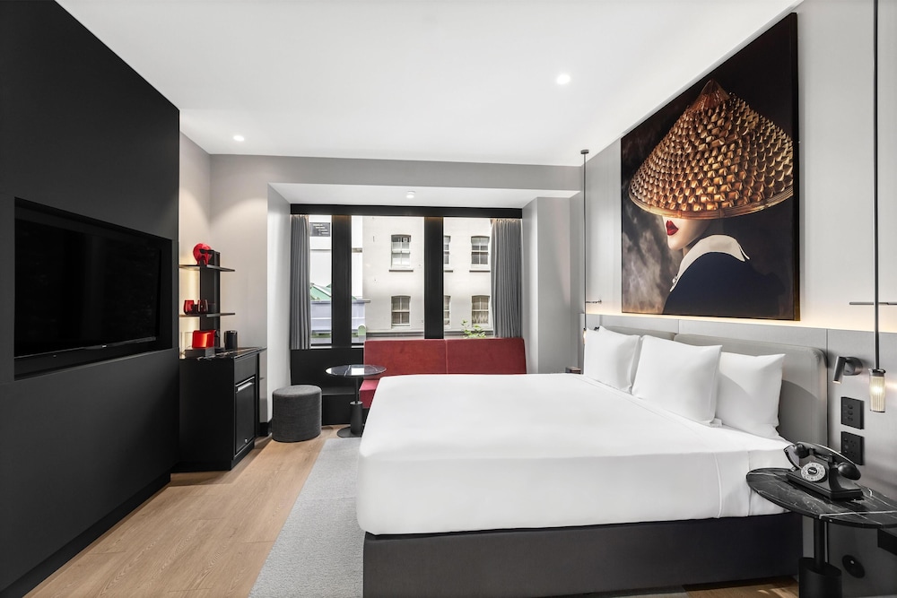 radisson red auckland