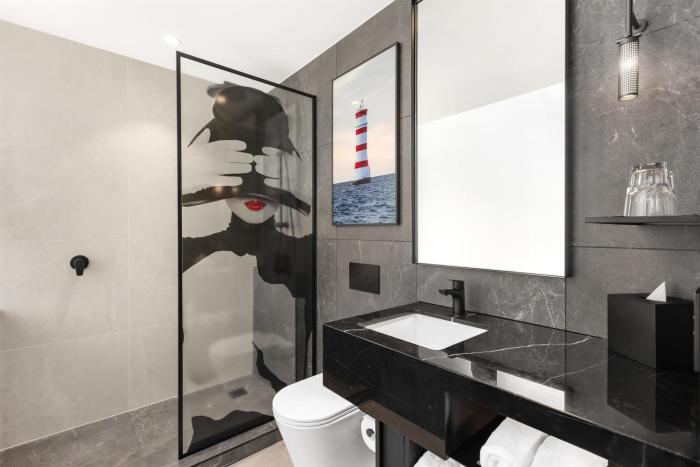 radisson red auckland