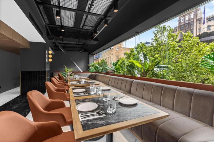 radisson red auckland