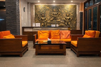 Aura Inn,,3 star