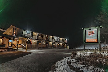 hideaway inn mt snow