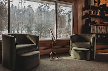Hideaway Inn Mt. Snow,,3 star